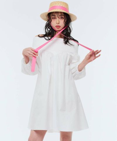キリカエオフショルワンピース