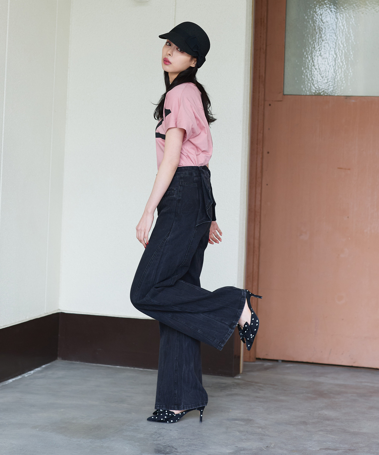 STAFF：HIRONA(163cm/骨格ナチュラル)